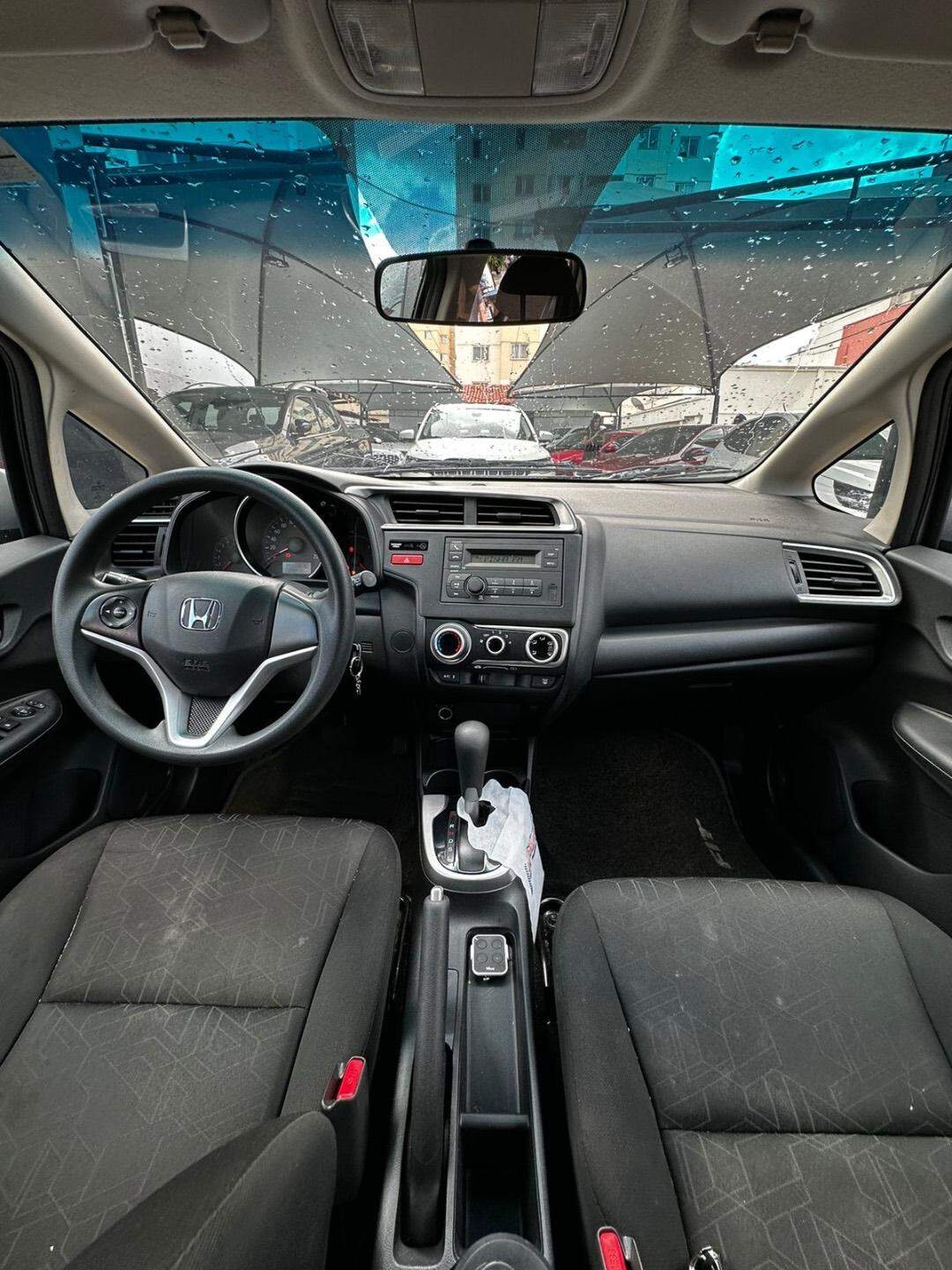 Honda Fit LX CVT 2017