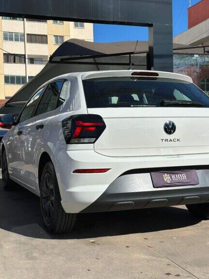 Volkswagen Polo Track 1.0 Flex 12V 5p  2024